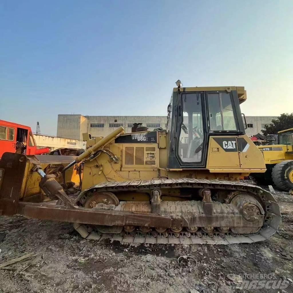CAT D 6 G 履帶推土機