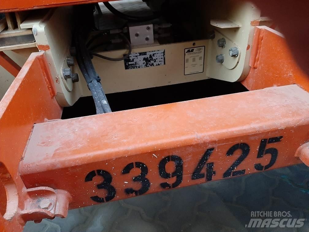 JLG 3394RT 剪式升降機