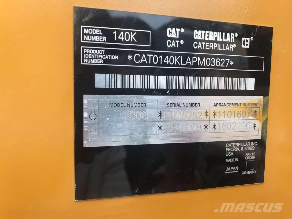 CAT 140k 平土機