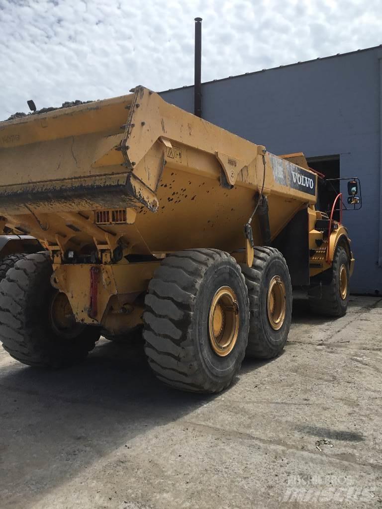 Volvo A30G 鉸接式起吊車