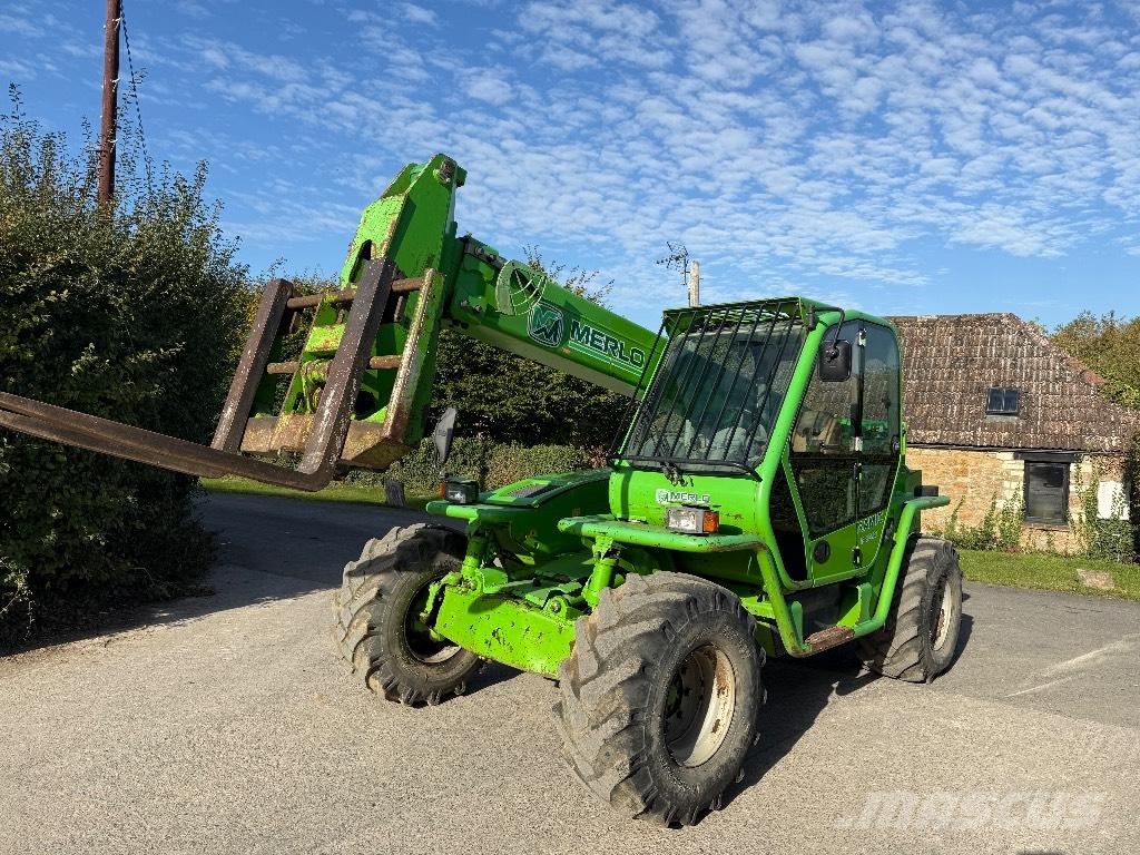 Merlo P 60.10 伸縮臂操作車