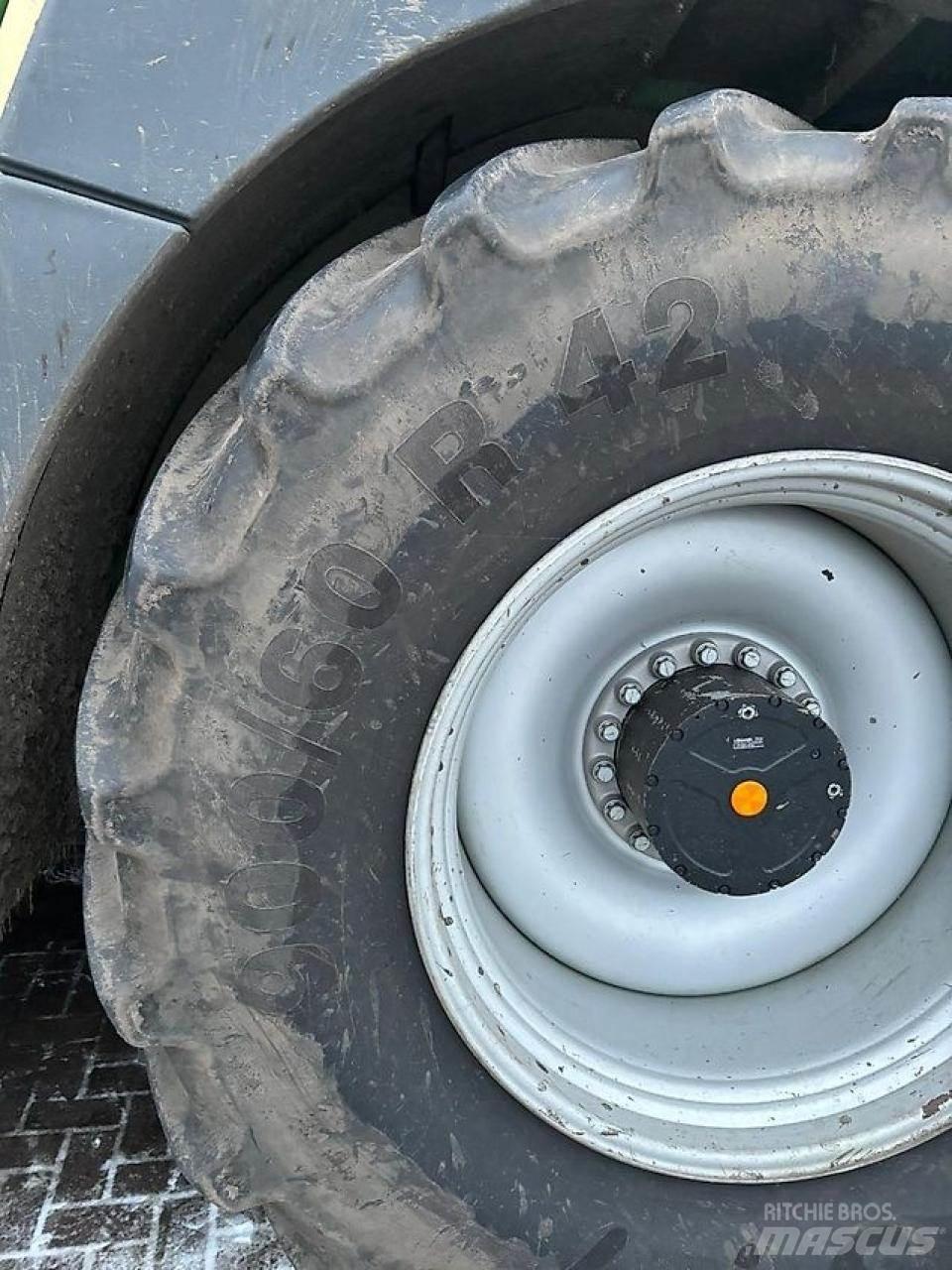 Krone Big X 630 自走式飼料採集機