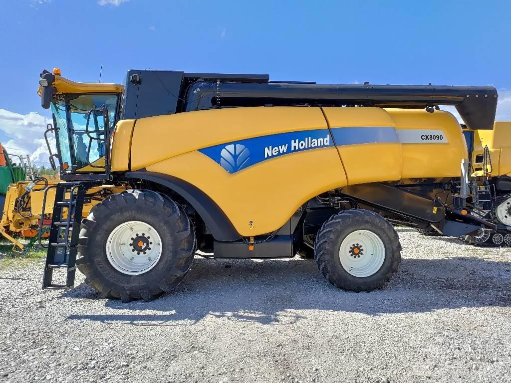 New Holland CX 8090 聯合收穫機