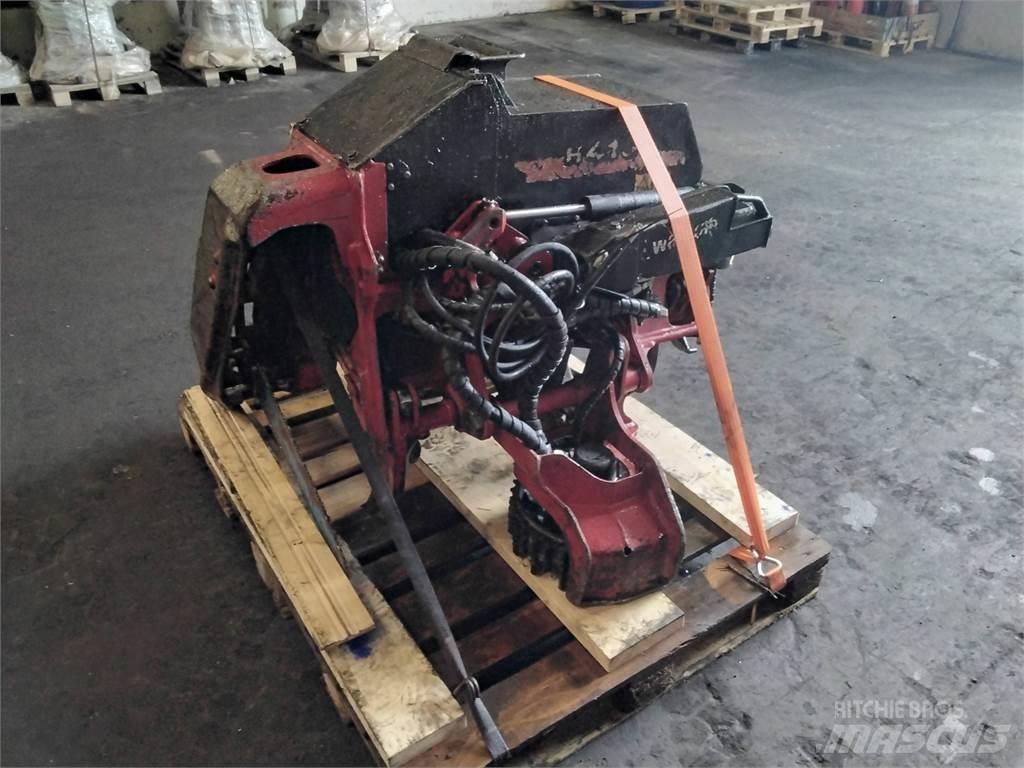 Waratah H413 收穫機頭