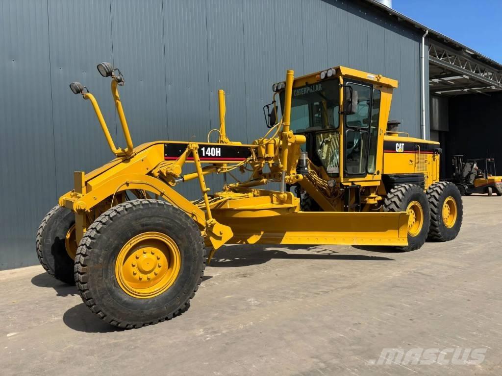 CAT 140H 平土機
