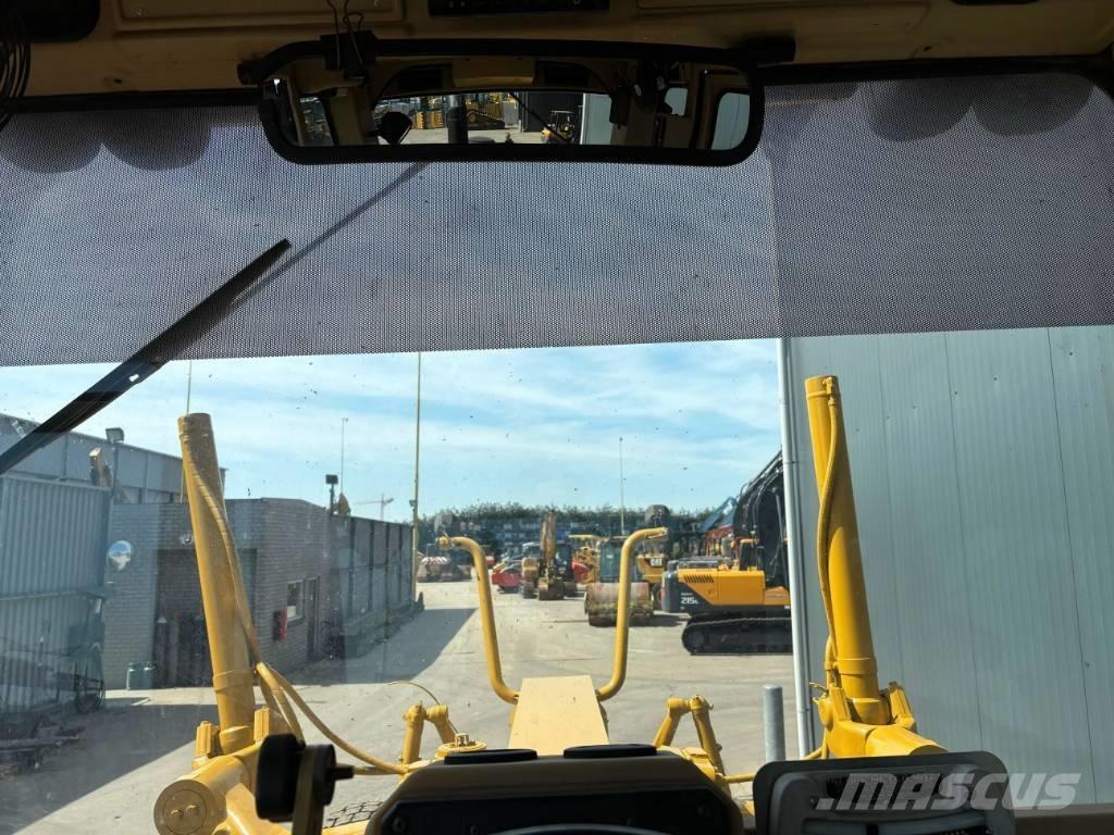 CAT 140H 平土機