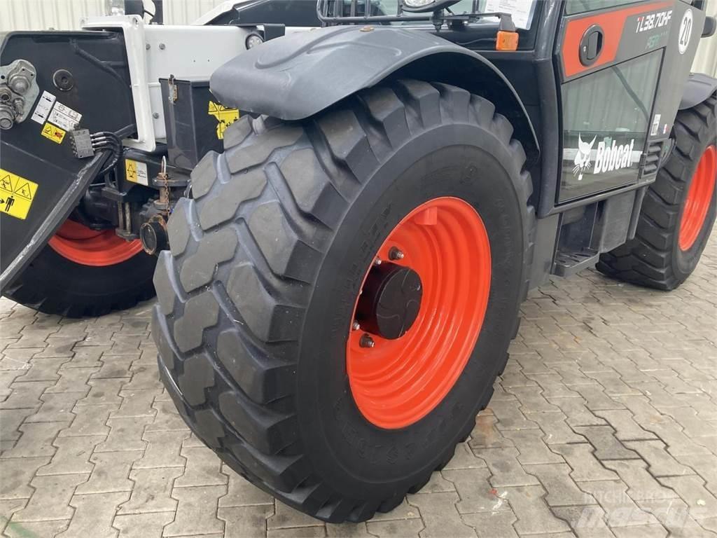 Bobcat TL 38.70 HF 農業用伸縮臂裝載機