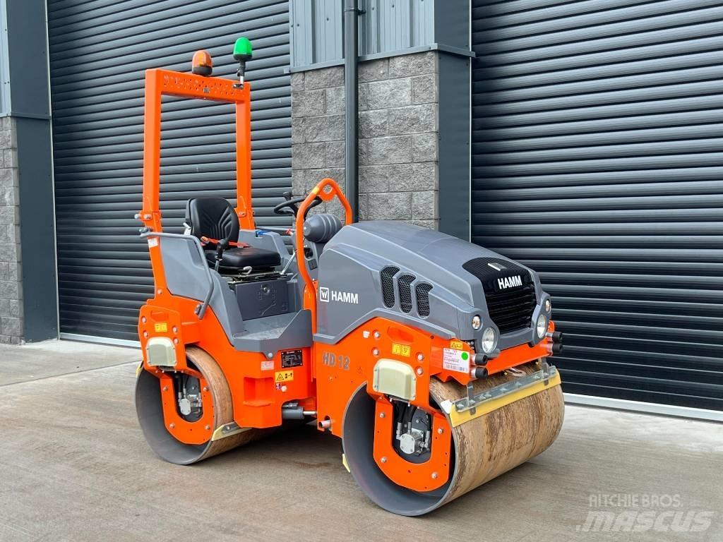 Hamm HD 12 VV 雙輪滾壓機