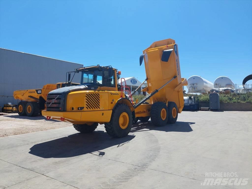 Volvo A 25 E 鉸接式起吊車