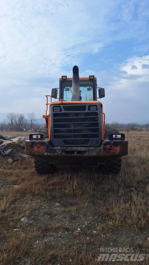 Doosan DL 300 輪胎式裝載機