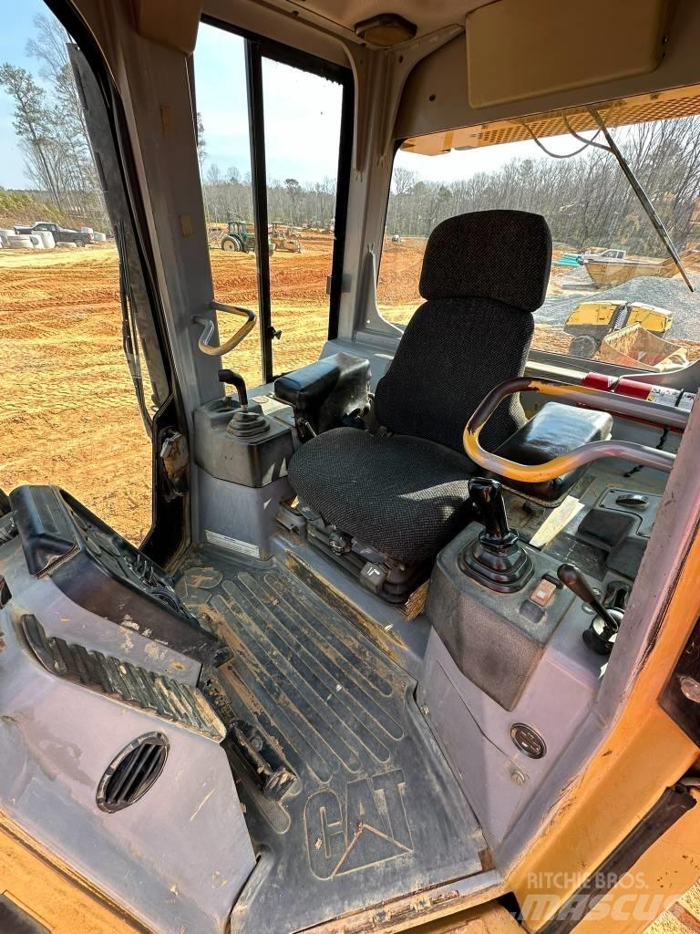 CAT D 5 G LGP 履帶推土機