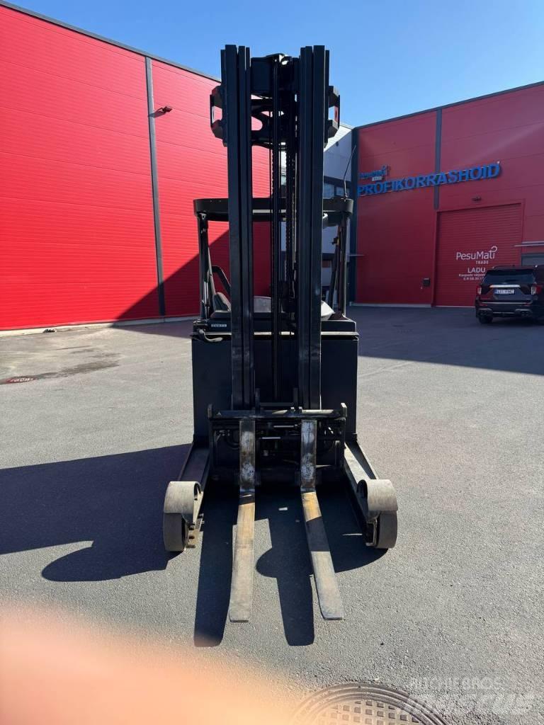 Linde R 25 前伸式堆高機(叉車)
