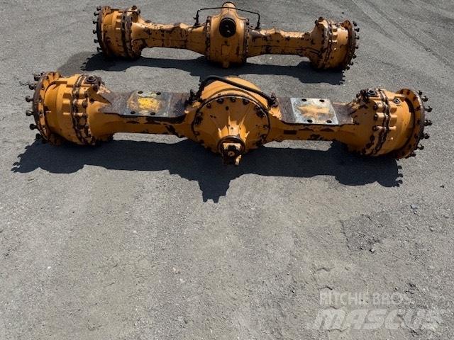 CASE 821 E AXLES 軸