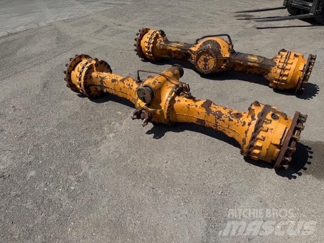 CASE 821 E AXLES 軸