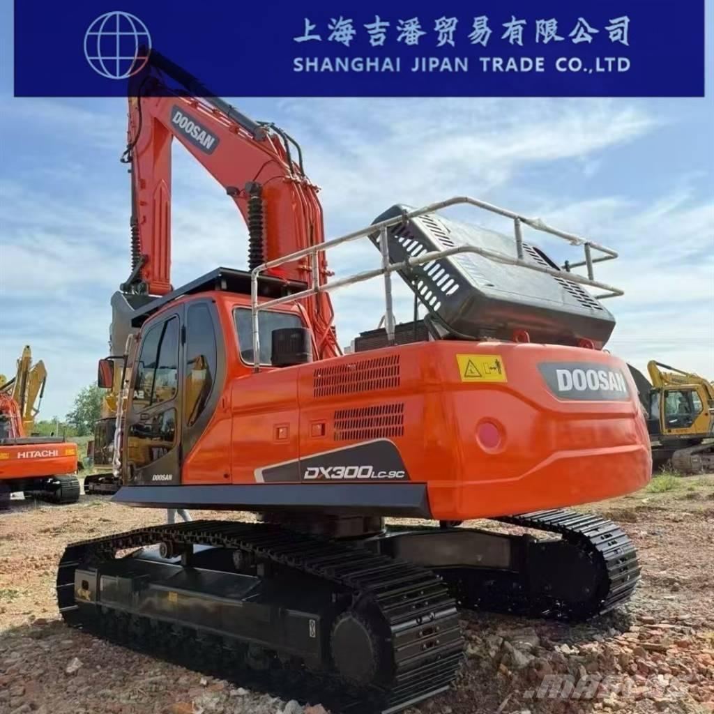 Doosan DX 300 履帶式 挖土機/掘鑿機/挖掘機