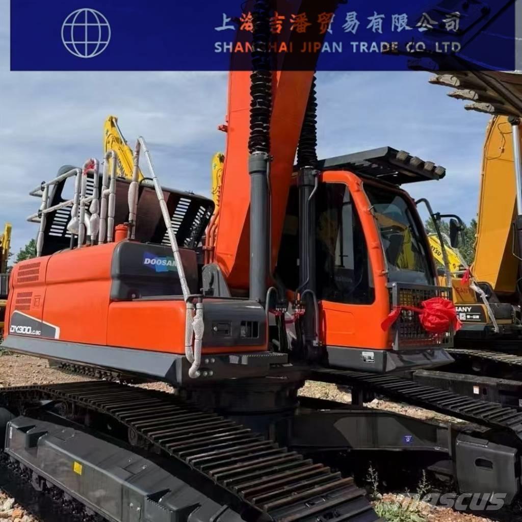 Doosan DX 300 履帶式 挖土機/掘鑿機/挖掘機