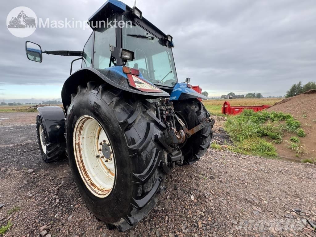 New Holland 8560 曳引機
