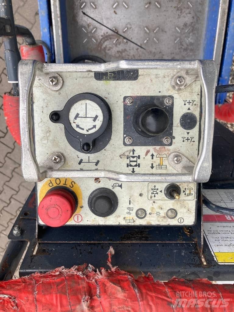 Aichi SV08 剪式升降機