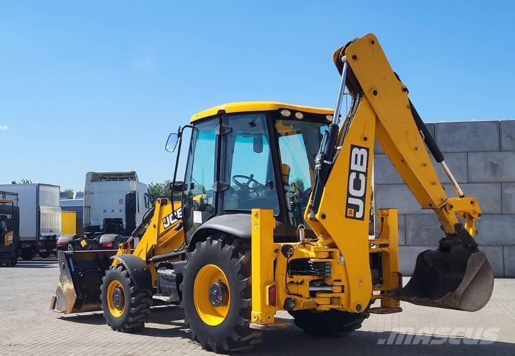JCB 3CX 反鏟裝載機