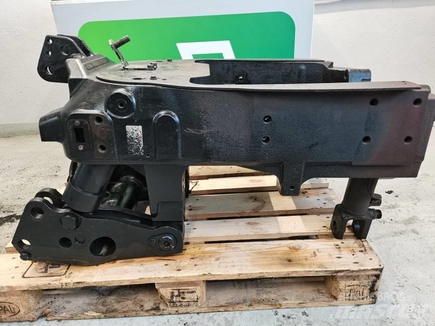 New Holland T7. .... frame 底盤和懸架