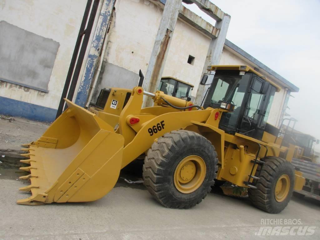 CAT 966 F 輪胎式裝載機