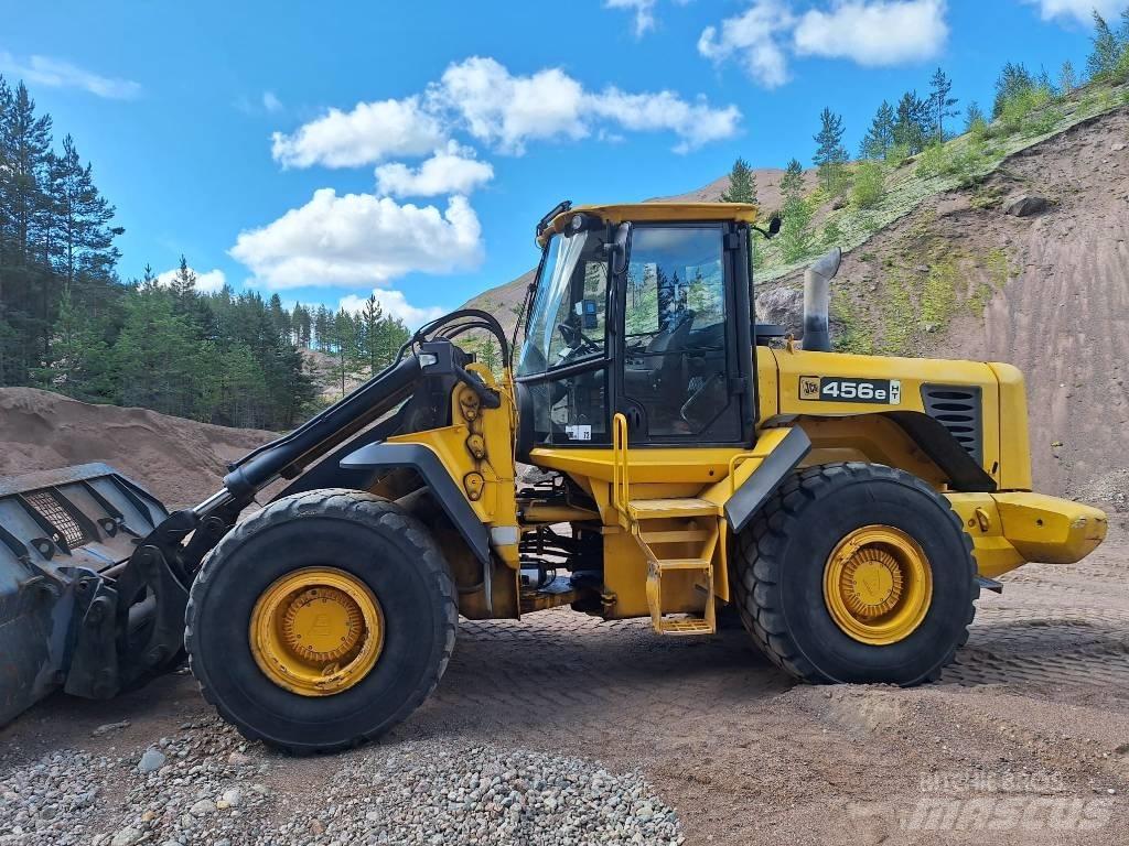 JCB 456 HT 輪胎式裝載機