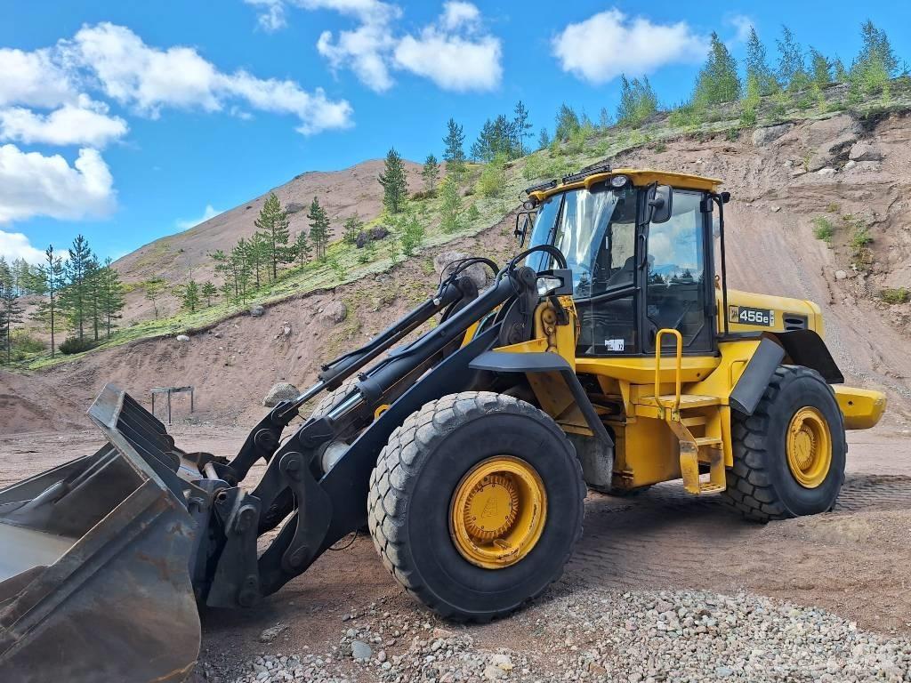JCB 456 HT 輪胎式裝載機