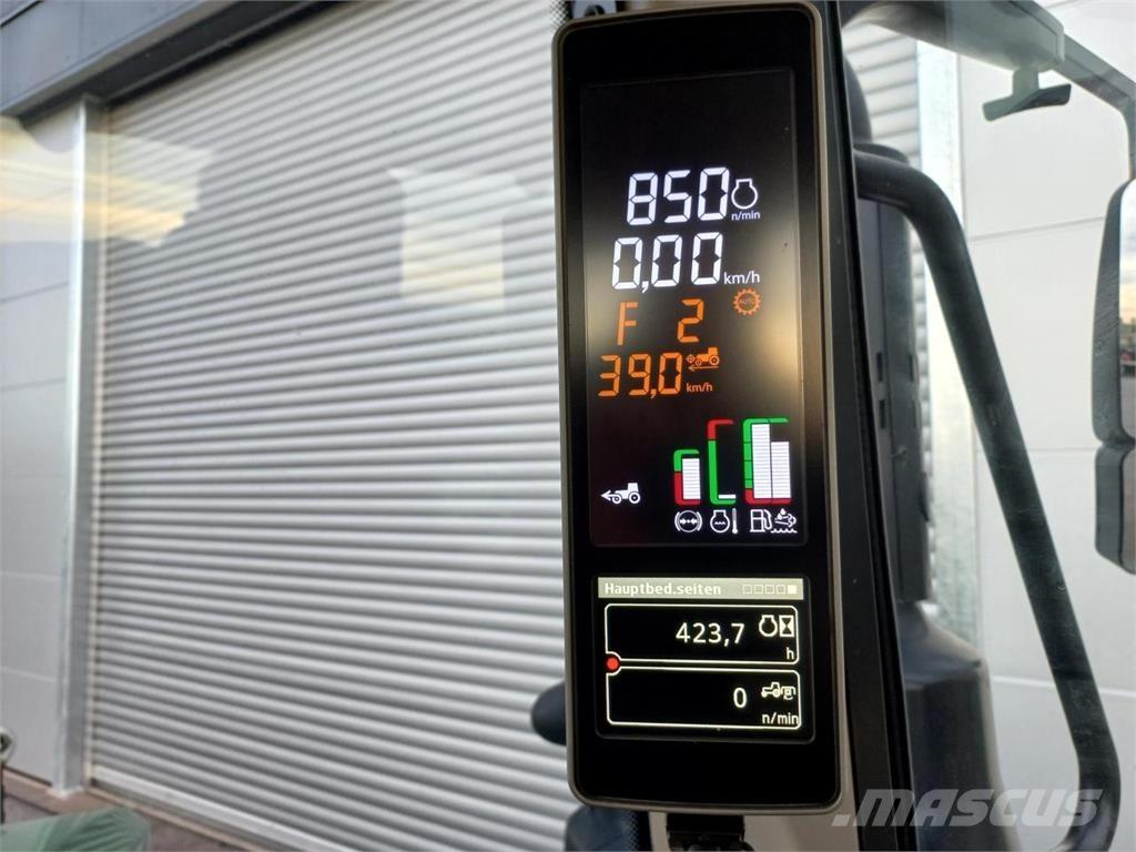 John Deere 6120M 曳引機