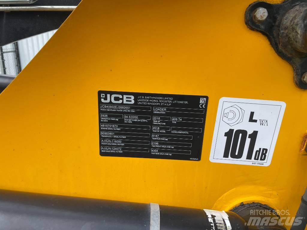JCB 409 輪胎式裝載機