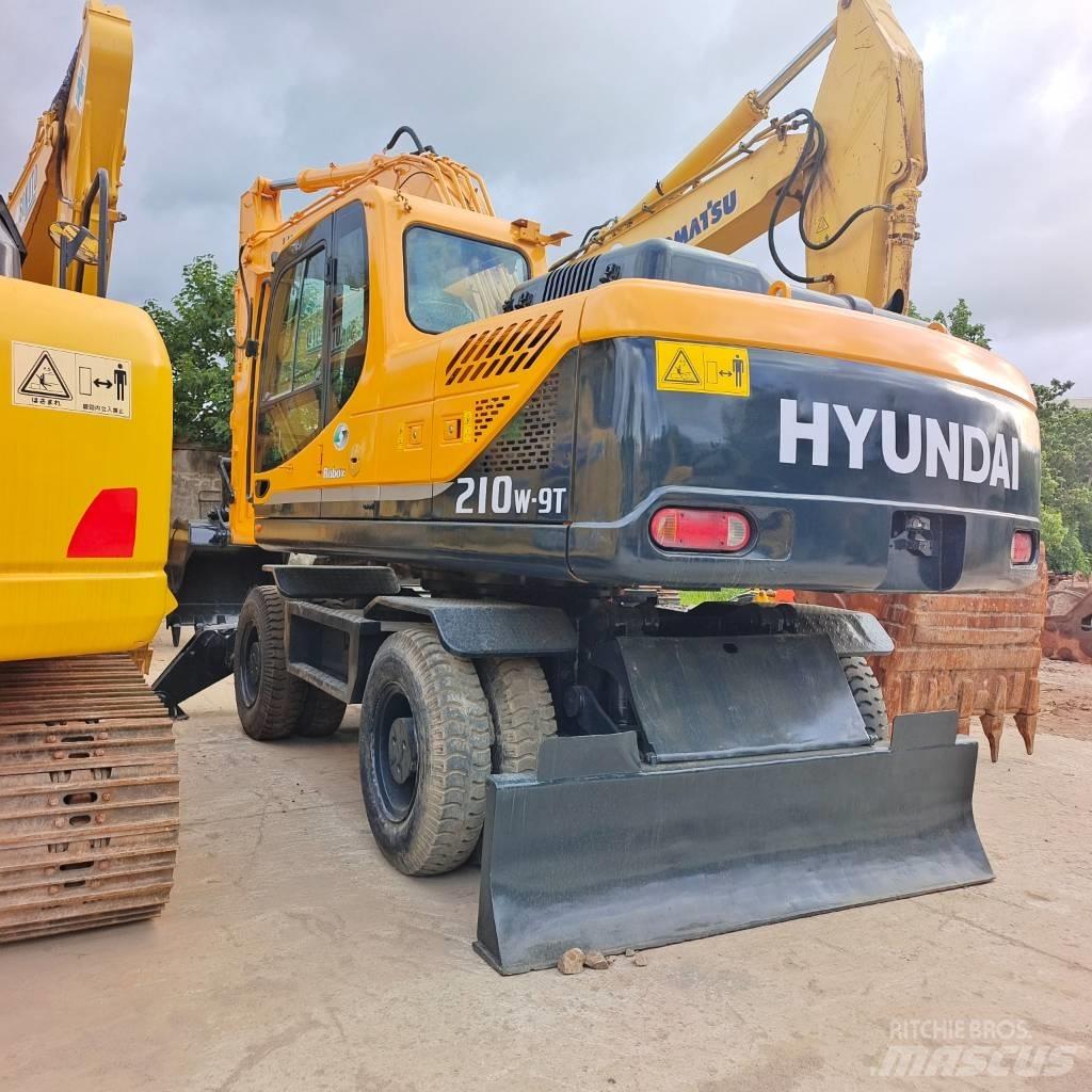 Hyundai 210W-9 旋轉式挖土機/掘鑿機/挖掘機