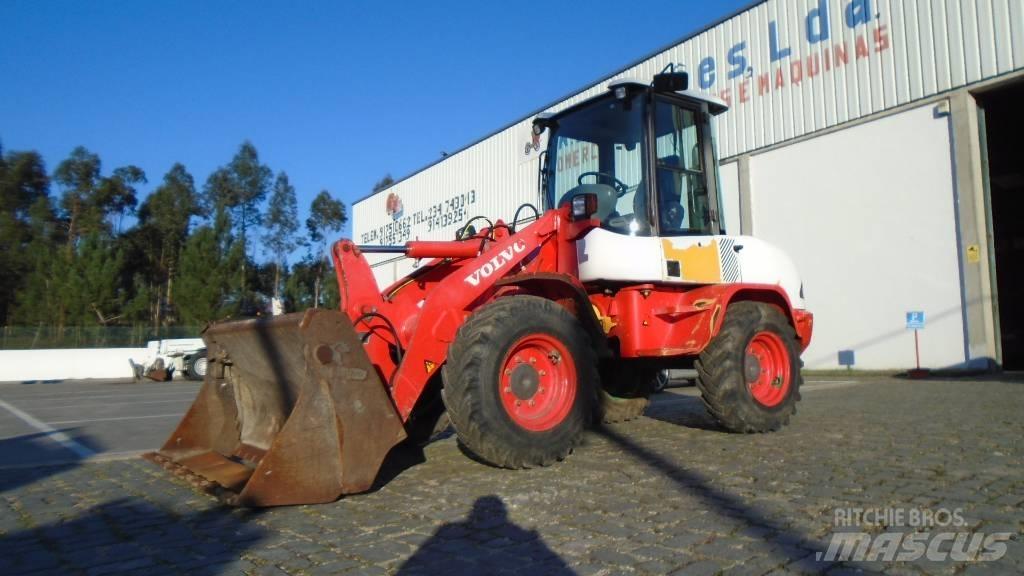 Volvo L 30 B 輪胎式裝載機