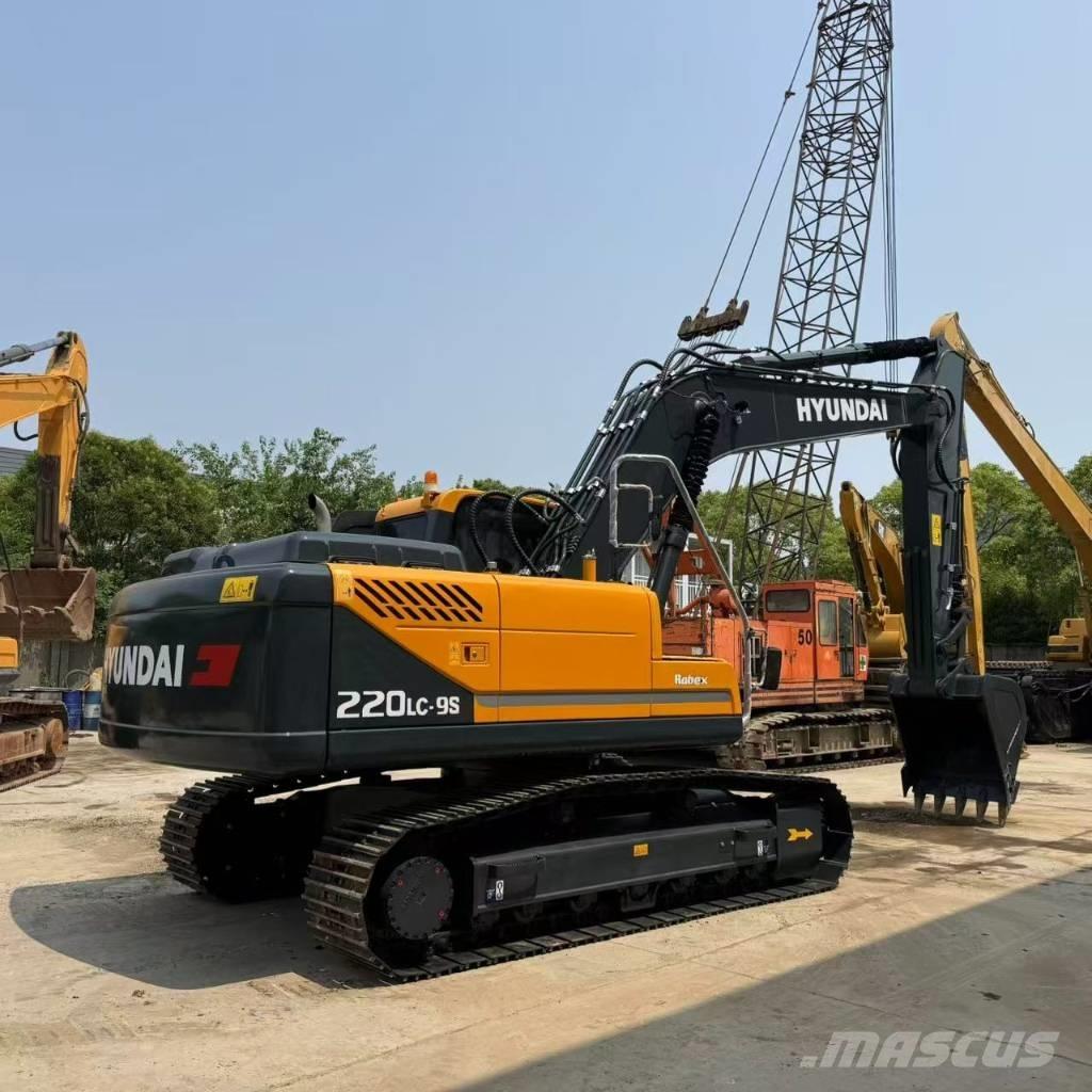 Hyundai R220LC-9S 中型挖土機/掘鑿機/挖掘機 7t-12t