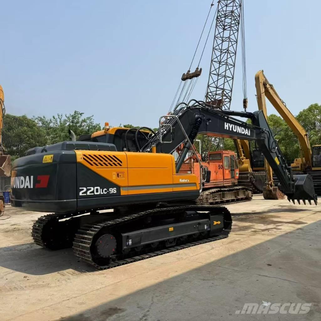 Hyundai R220LC-9S 中型挖土機/掘鑿機/挖掘機 7t-12t