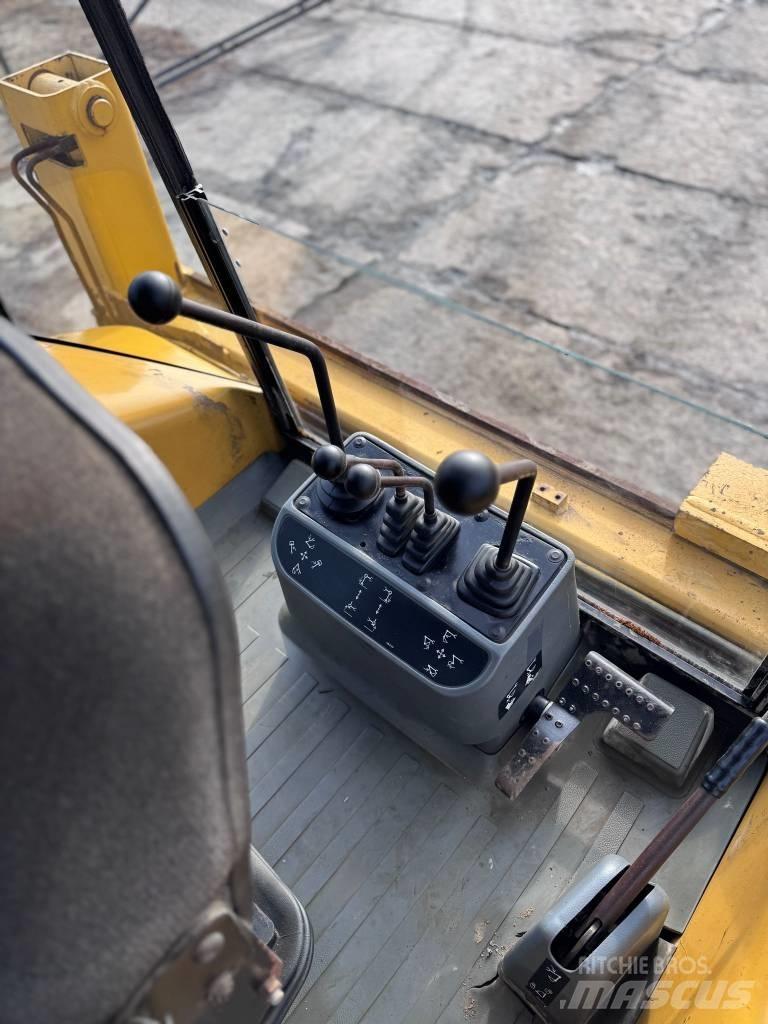 CAT 428 C 反鏟裝載機