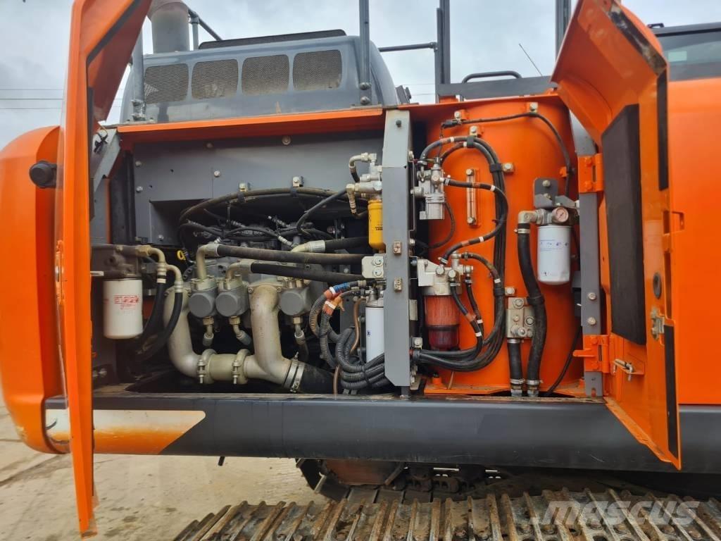 Hitachi ZX 210 LC-6 履帶式 挖土機/掘鑿機/挖掘機