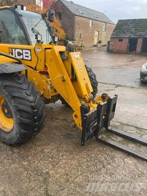 JCB 538-60 農業用伸縮臂裝載機