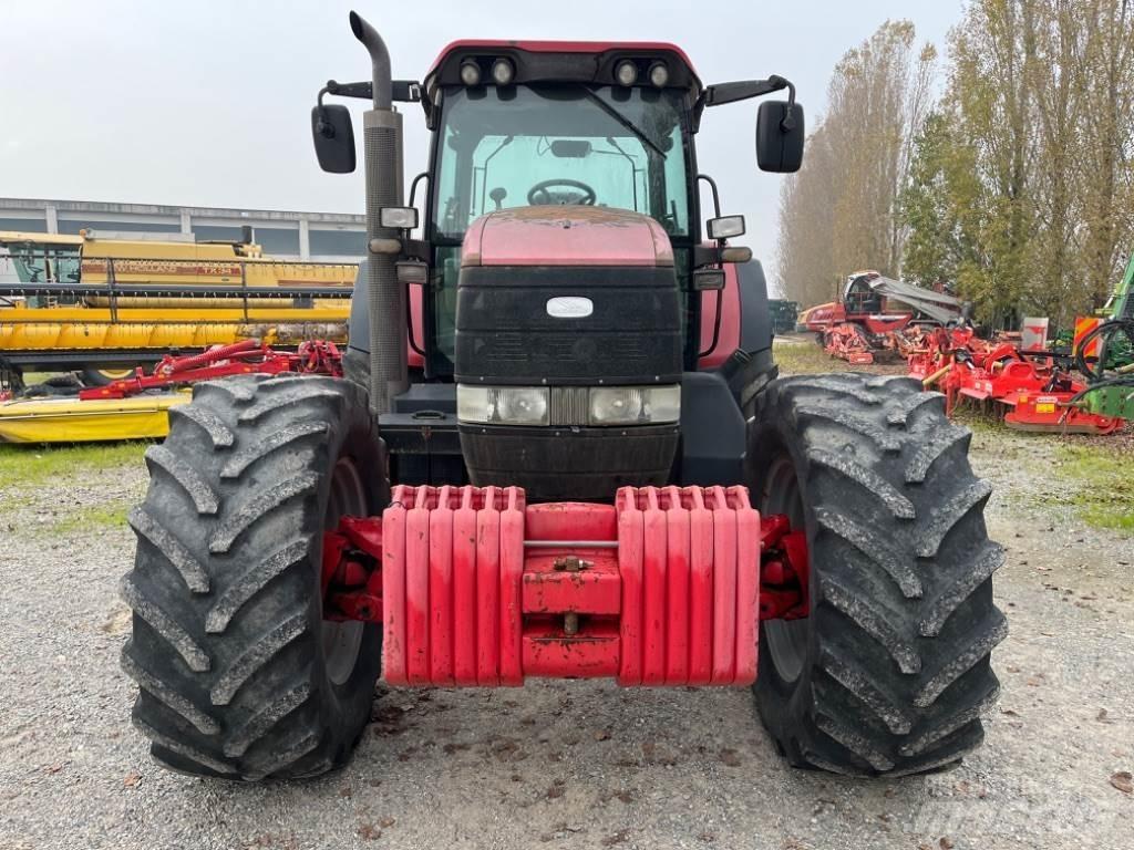 McCormick XTX 200 曳引機