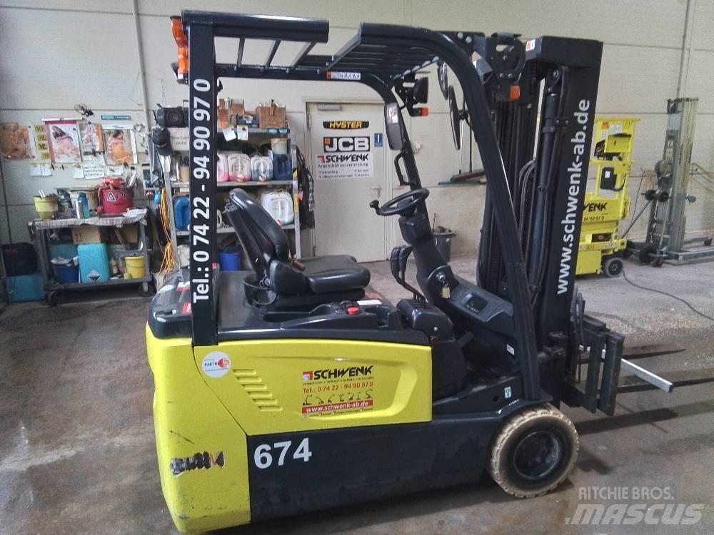 Doosan B20-T-X E 電動堆高機