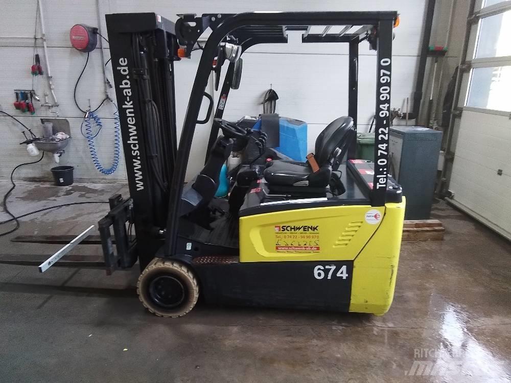 Doosan B20-T-X E 電動堆高機