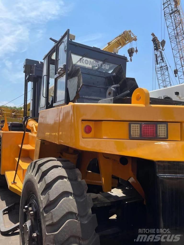 Komatsu 30 Ton 柴油卡車