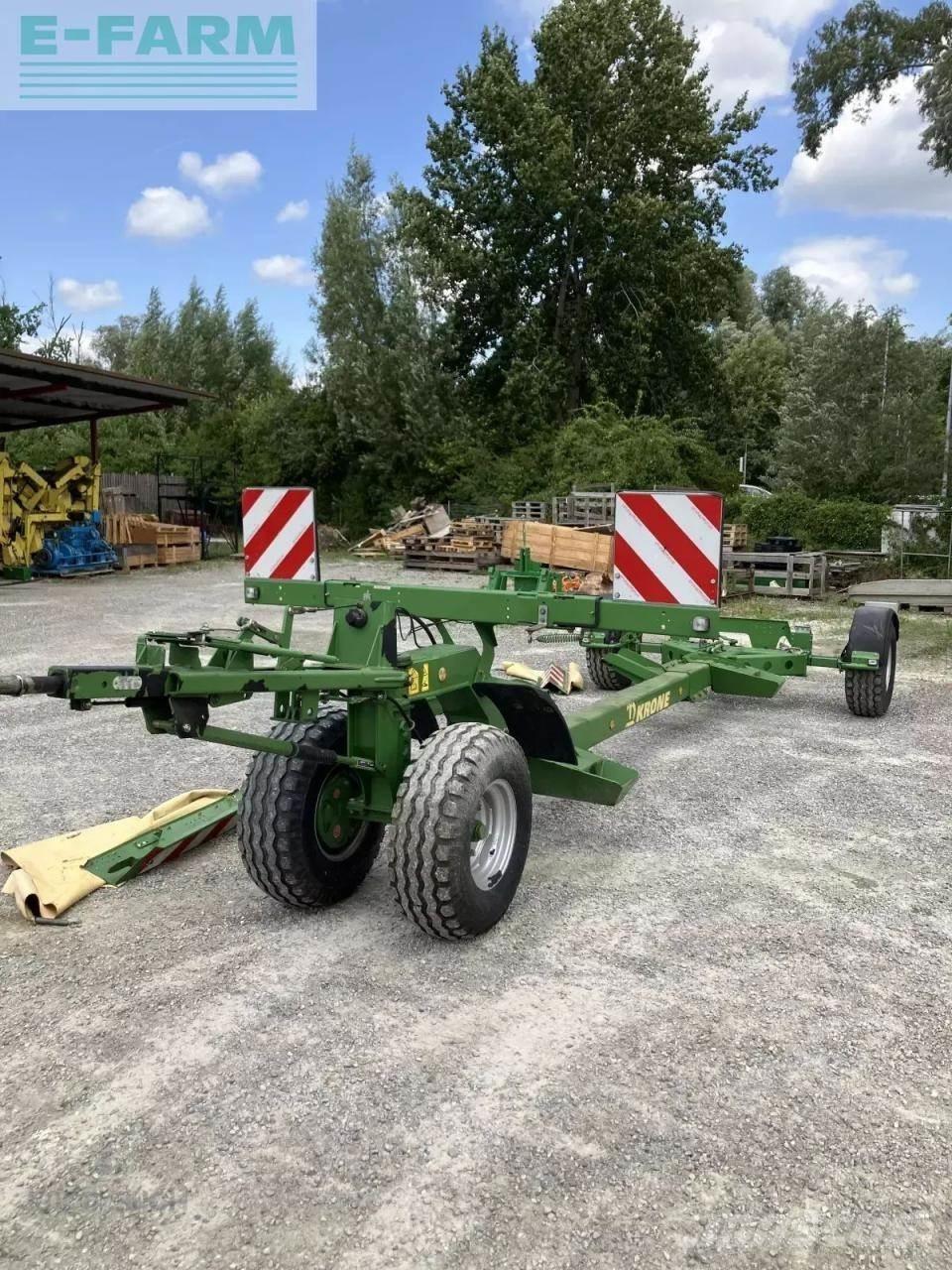 Krone big x 1100 自走式飼料採集機