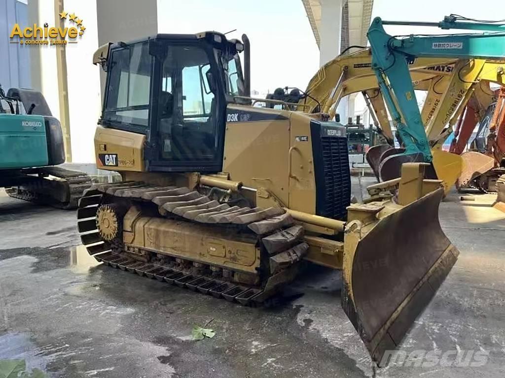 CAT D 3 履帶推土機