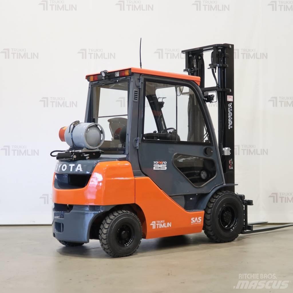 Toyota 02-8FGF25 液化石油氣LPG卡車