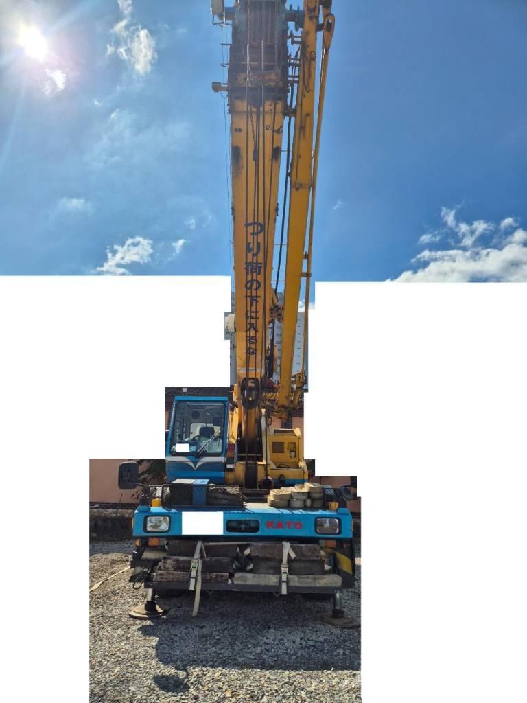 Kato KR 35 H 越野起重機