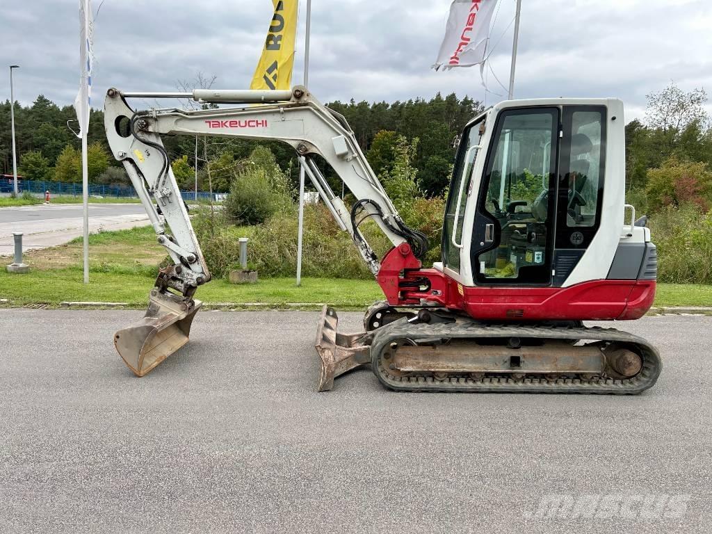 Takeuchi TB 250 小型挖土機/掘鑿機<7t(小型挖掘機)