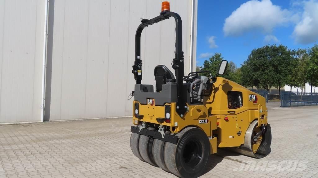 CAT CC4.0 複合式滾壓機