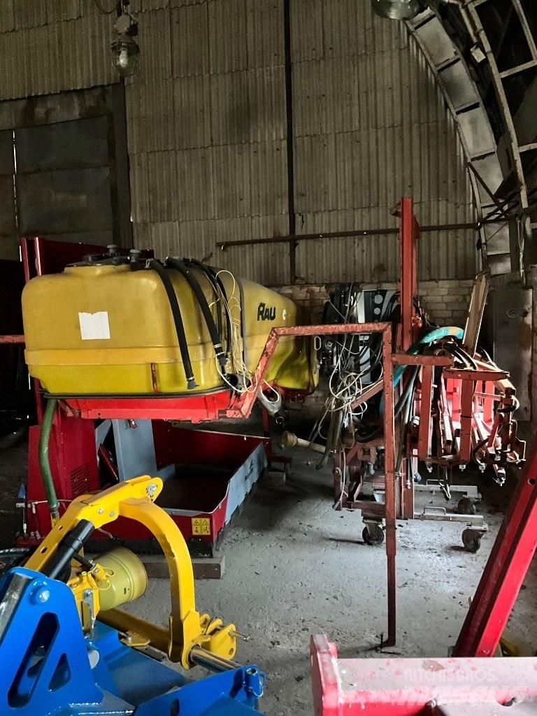 Rau 15 承載式噴霧機