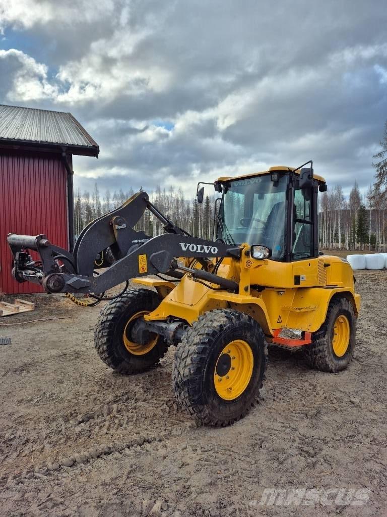 Volvo L 30 G 輪胎式裝載機