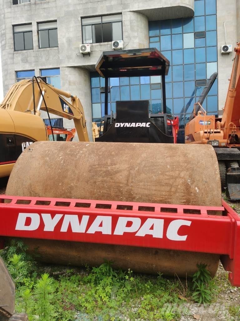 Dynapac CA 251 D 單輪滾壓機