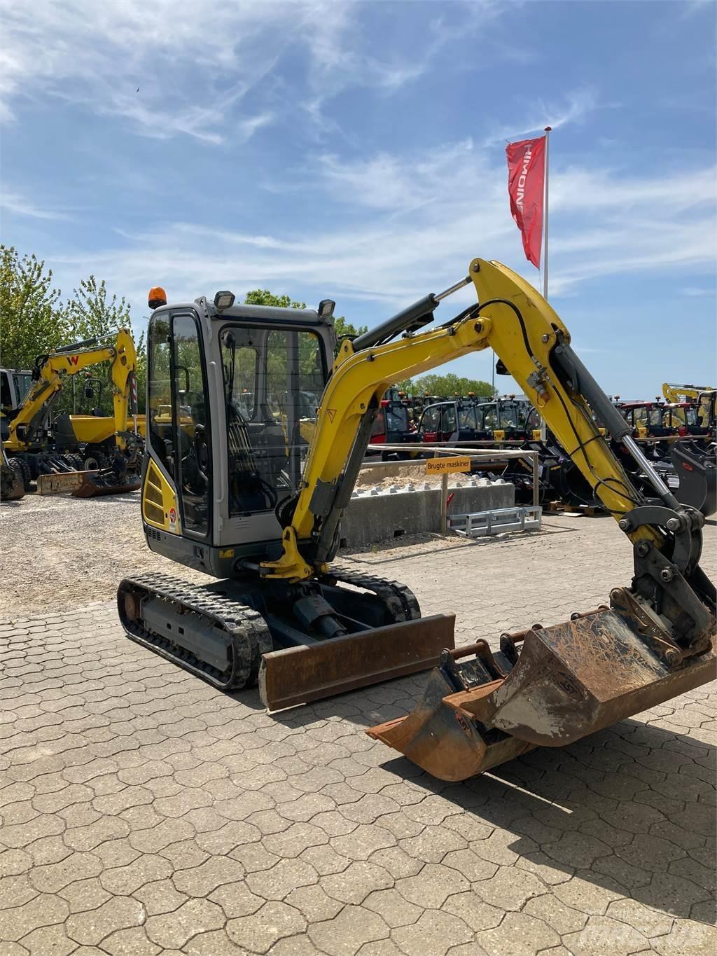 Wacker Neuson ET24 小型挖土機/掘鑿機<7t(小型挖掘機)